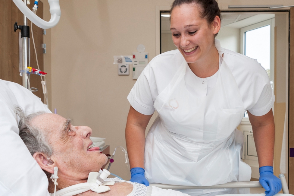 Soins intensifs respiratoires et rééducation post-réanimation
